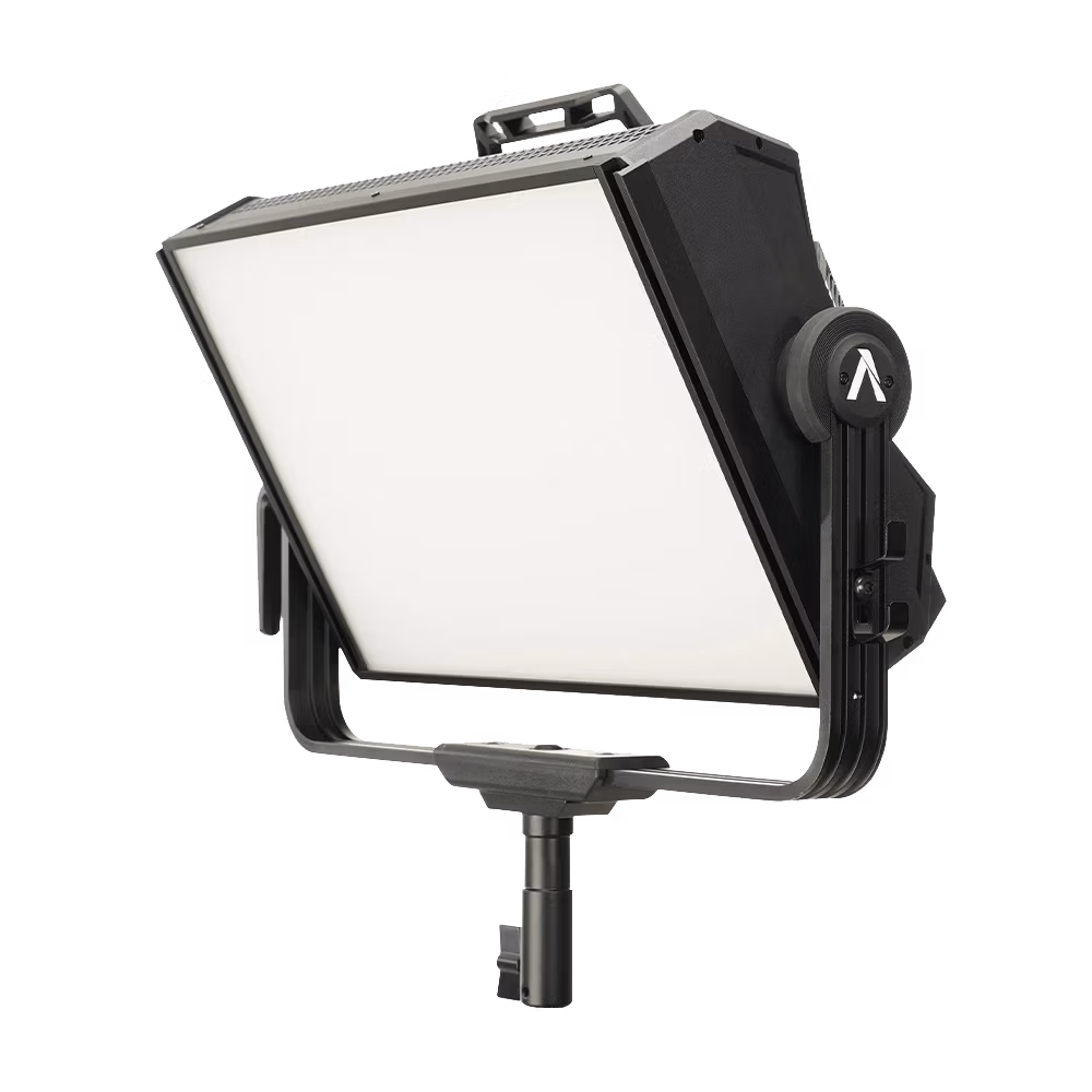 Aputure Nova p300c